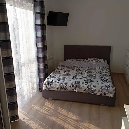 Za Stawem 萨比诺瓦